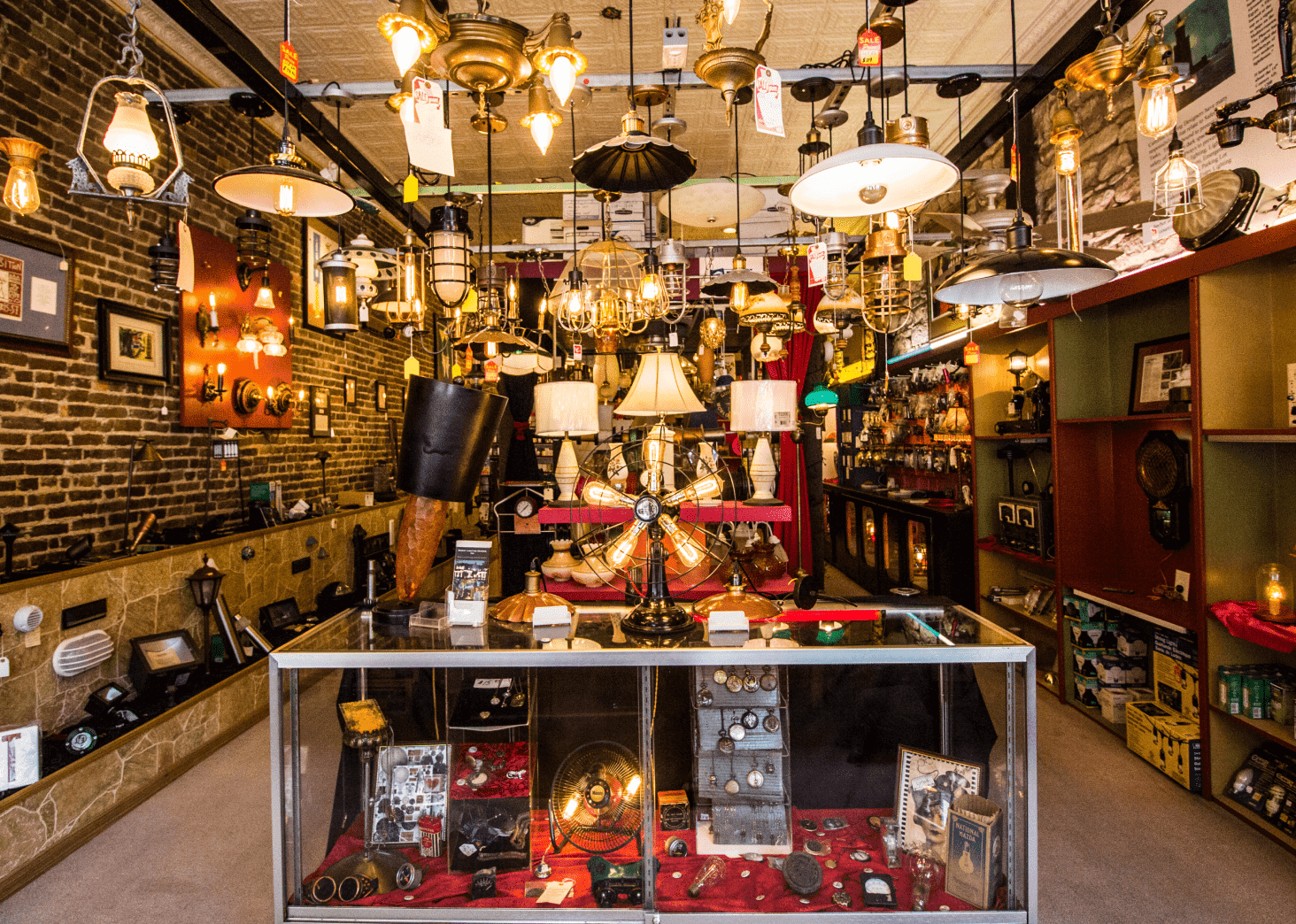 Kissing Tree Historical Shop